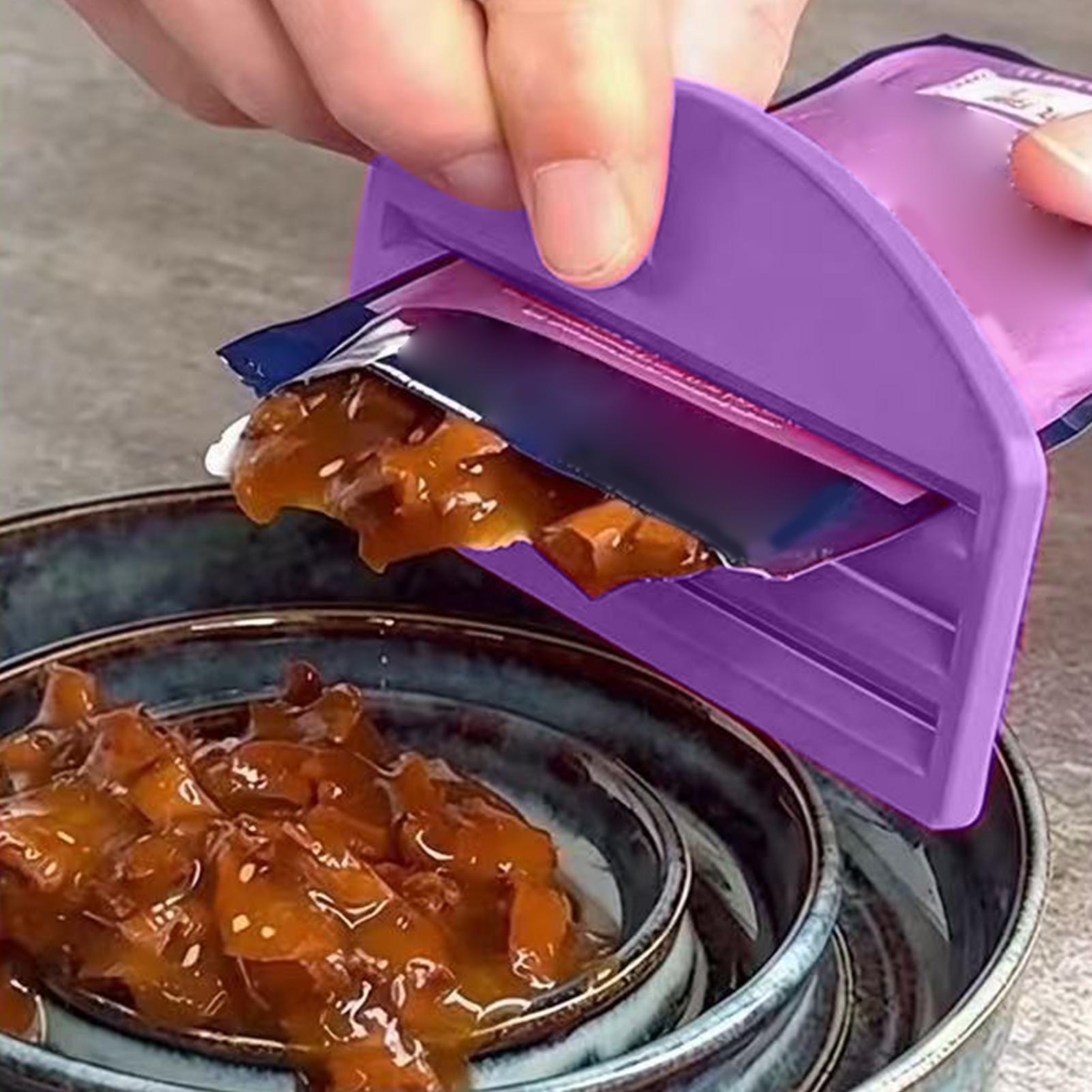 3D Printing In Food - أداة عملية لعصر طعام القطط، مساعد