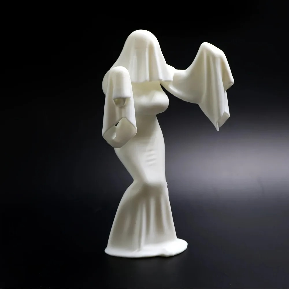 تمثال شبح أنثوي مطبوع بتقنية ث - مراجعة 3D Printing Ghosting وسعره
