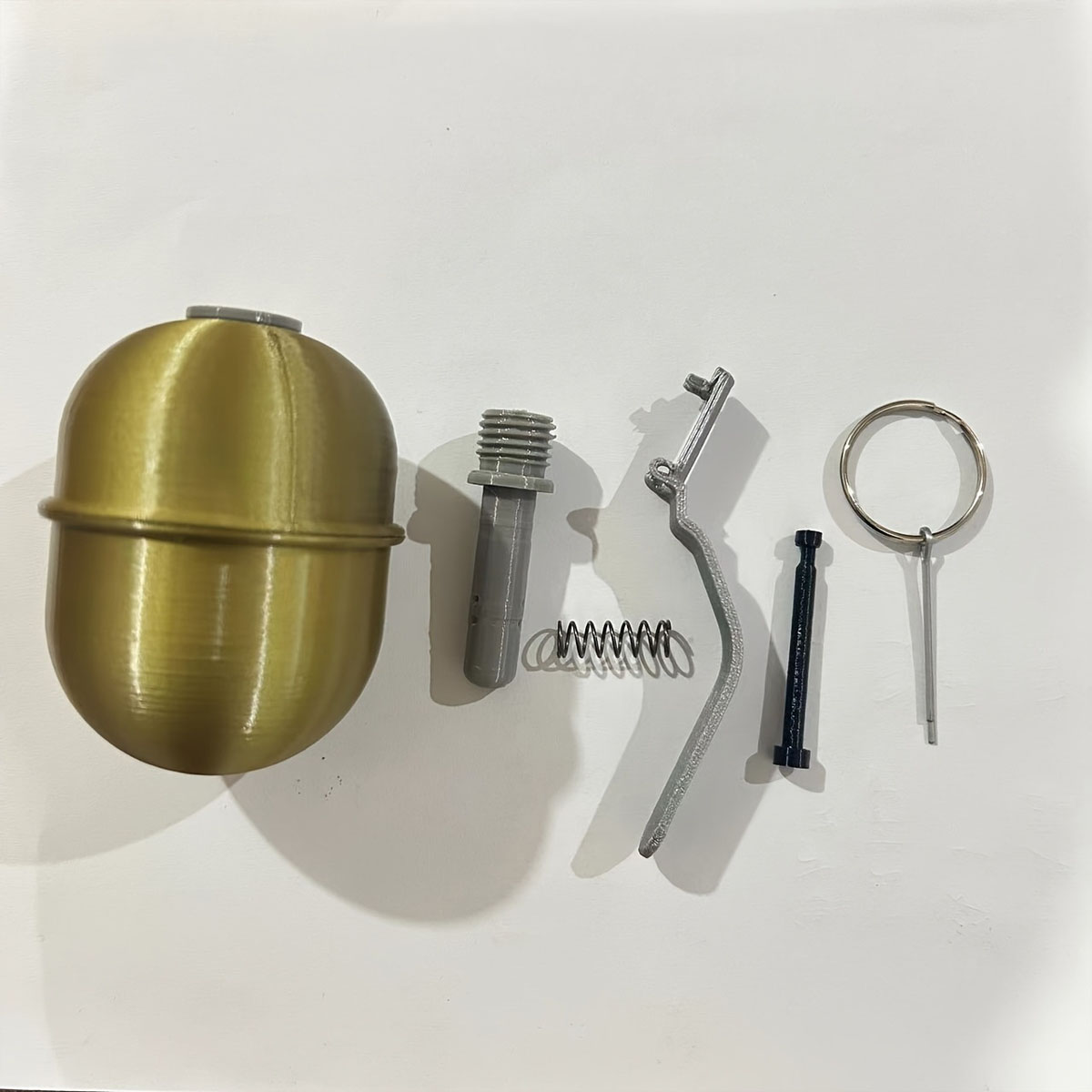 نموذج عسكري أخضر مطبوع ثلاثي ا - مراجعة 3D Printing Model Free وسعره