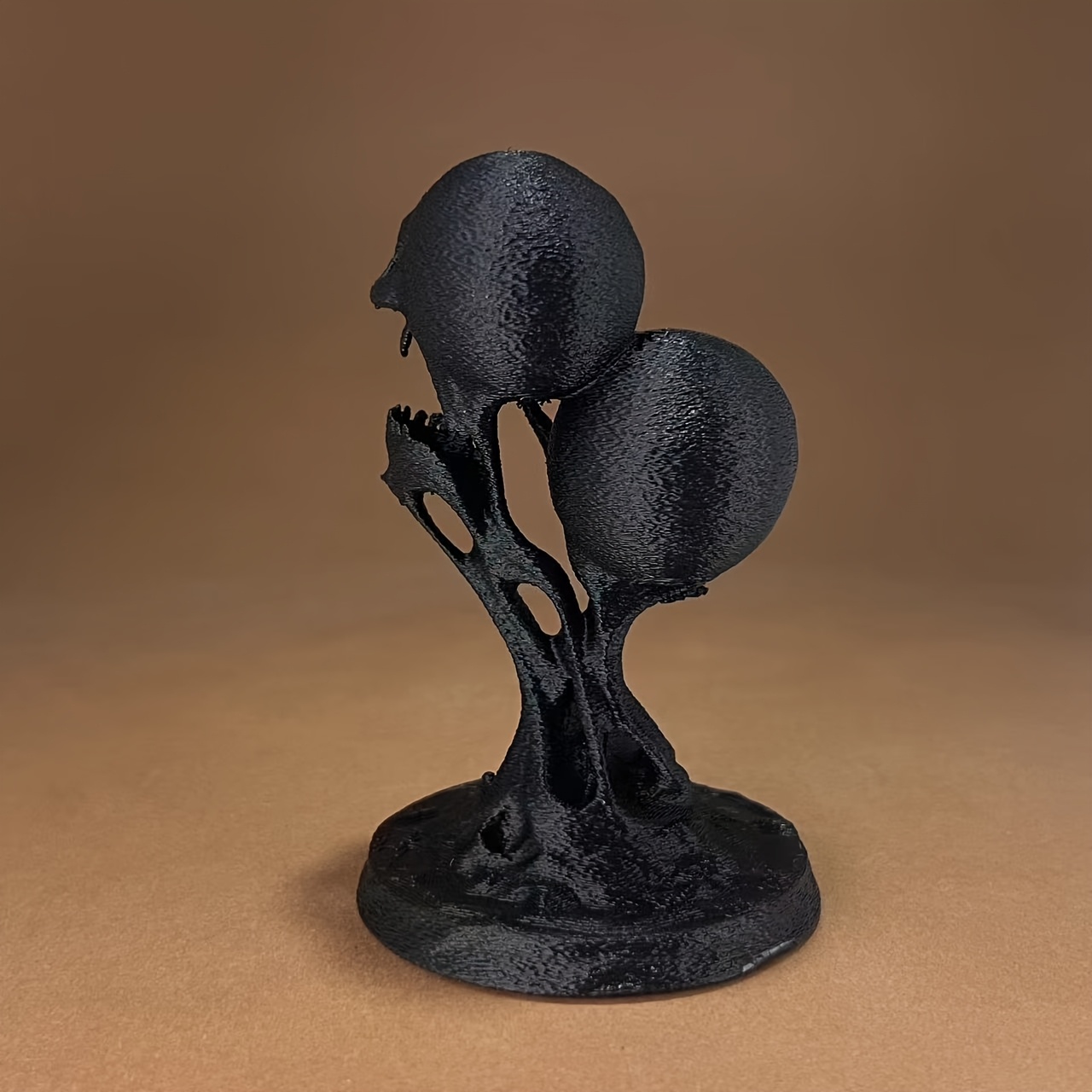 تمثال جمجمة مذابة على الطراز ا - مراجعة 3D Printing Household Items وسعره